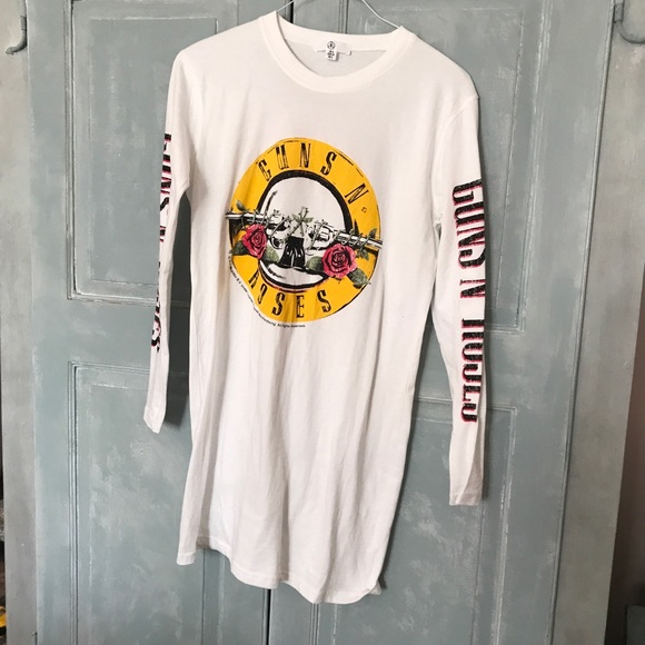 Dress by Missguided in size 2. Guns & Roses in front & sleeve. Cotton - Picture 1 of 7